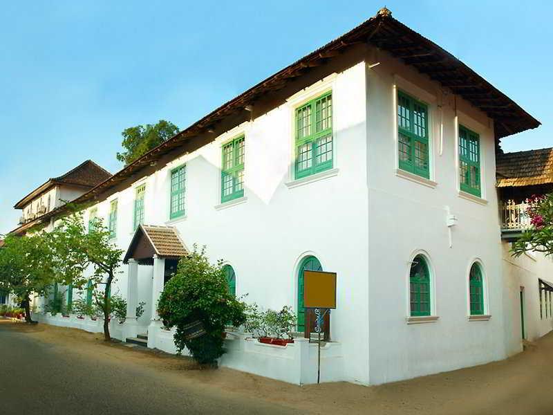 Hôtel Grande Residencia à Kochi Extérieur photo